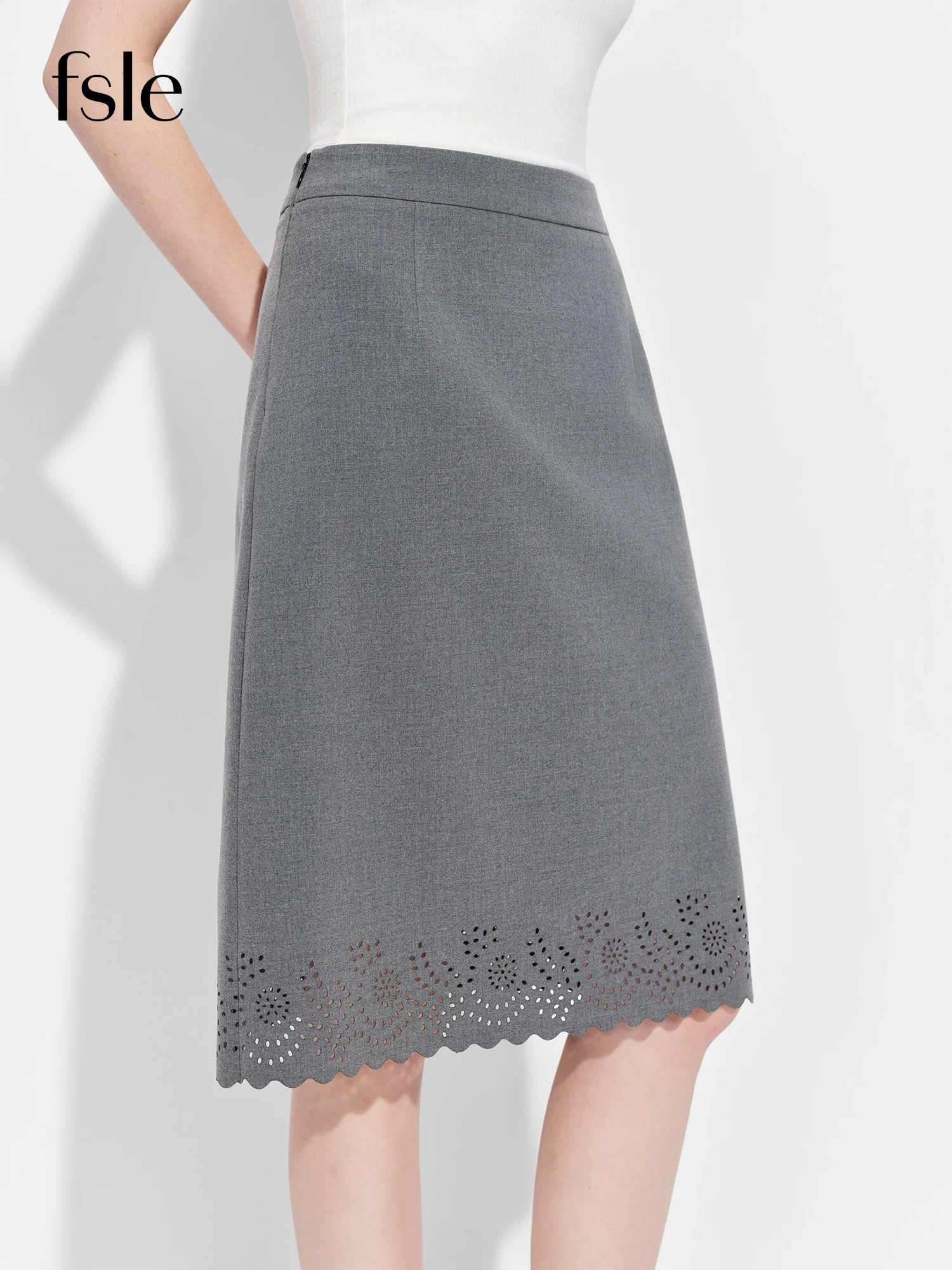 

FSLE 2026 Spring Women's High Waist Midi Skirt with Lace Cut-out Flounce Hem Minimalist A-line Maxi Skirt Daily Elegant Style