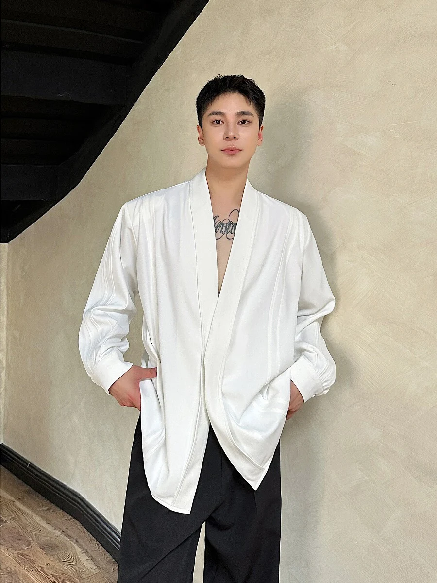 

Spring 2025 Men's Casual Long Sve V-Ne oulder Pad White irt Sli Trendy Brand Loose Fit Youthful ular Outerwear