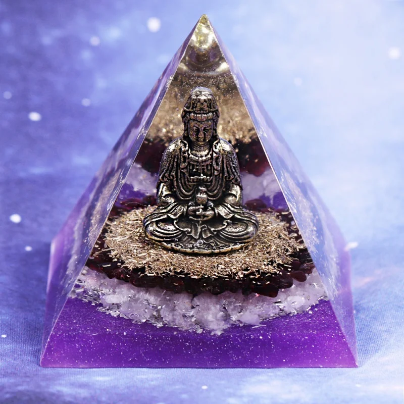 

8cm Foreign Trade Same Crystal Ball Pyramid Crystal Gravel Epoxy Pyramid Ornament