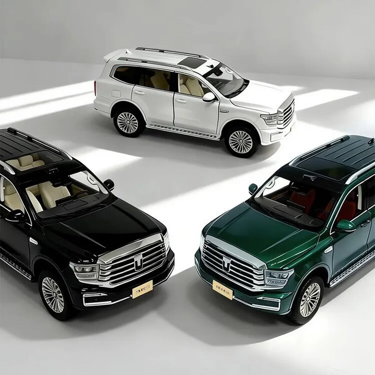 Tank 500 Hi4-Z Alloy Micromodel，GWM Desktop Decoration，Die-cast SUV Metal Model,Adult Gift,white,Black,green,1:18