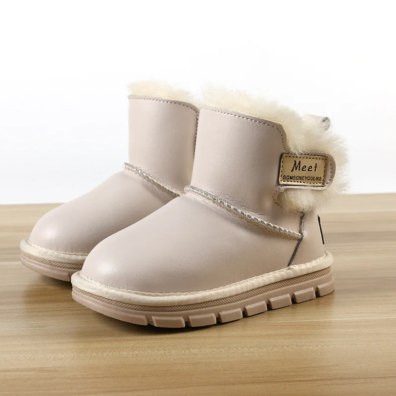 Winter New Children\'s Bright Leather Snow Boots Children\'s Boots Thickened Sheepskin Fur One Children\'s Shoes