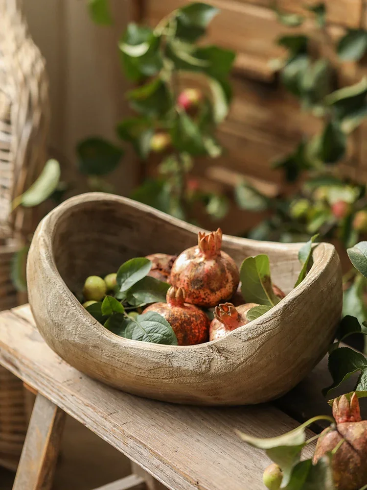 Wooden boat-shaped fruit bowl with quiet wind ornaments solid wood retro paulownia wooden homestay style coffee table