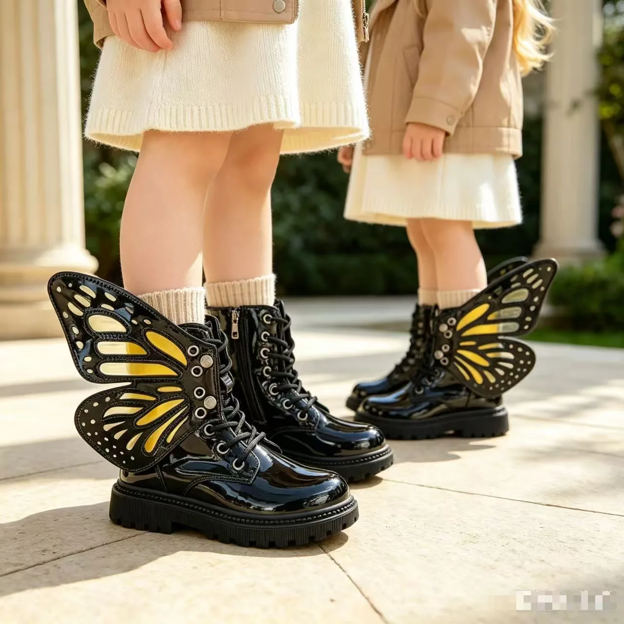 Big Butterfly Wings Boots Girls Fashion High Top Shoes Kids Mid-calf Boots 2026 Autumn Catwalk Walking Glitter Shoe Black Sliver