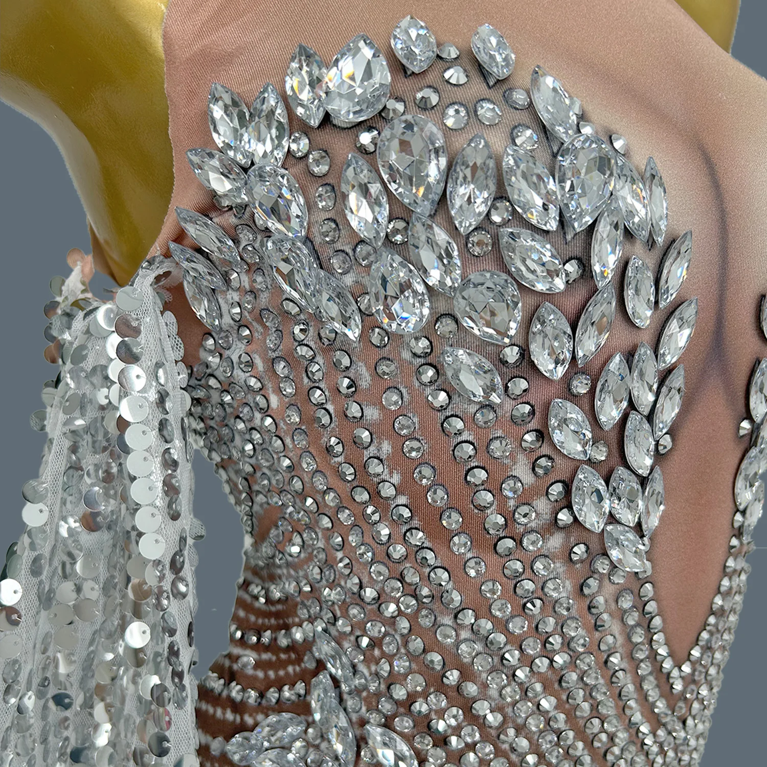 

Luxury Dinners Prom Chic Floor-length Dress Bar Woman's Elegant Sparkly Rhinestone Evening Dress Sexy Fishtail Gown Formal Lipao