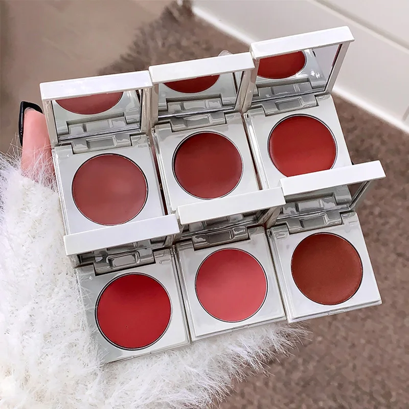 Creme multiuso GegeBear Velvet: matiz labial com acabamento fosco macio – propriedades de longa duração para um visual naturalmente radiante