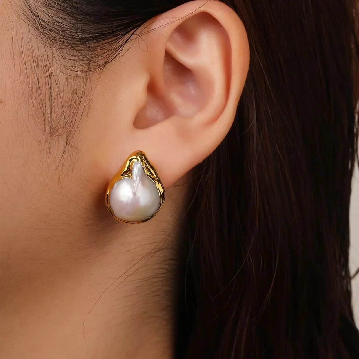 Natural Luster White Freshwater Pearl Earrings Fashion Jewelry High-Quality For Evening Wear