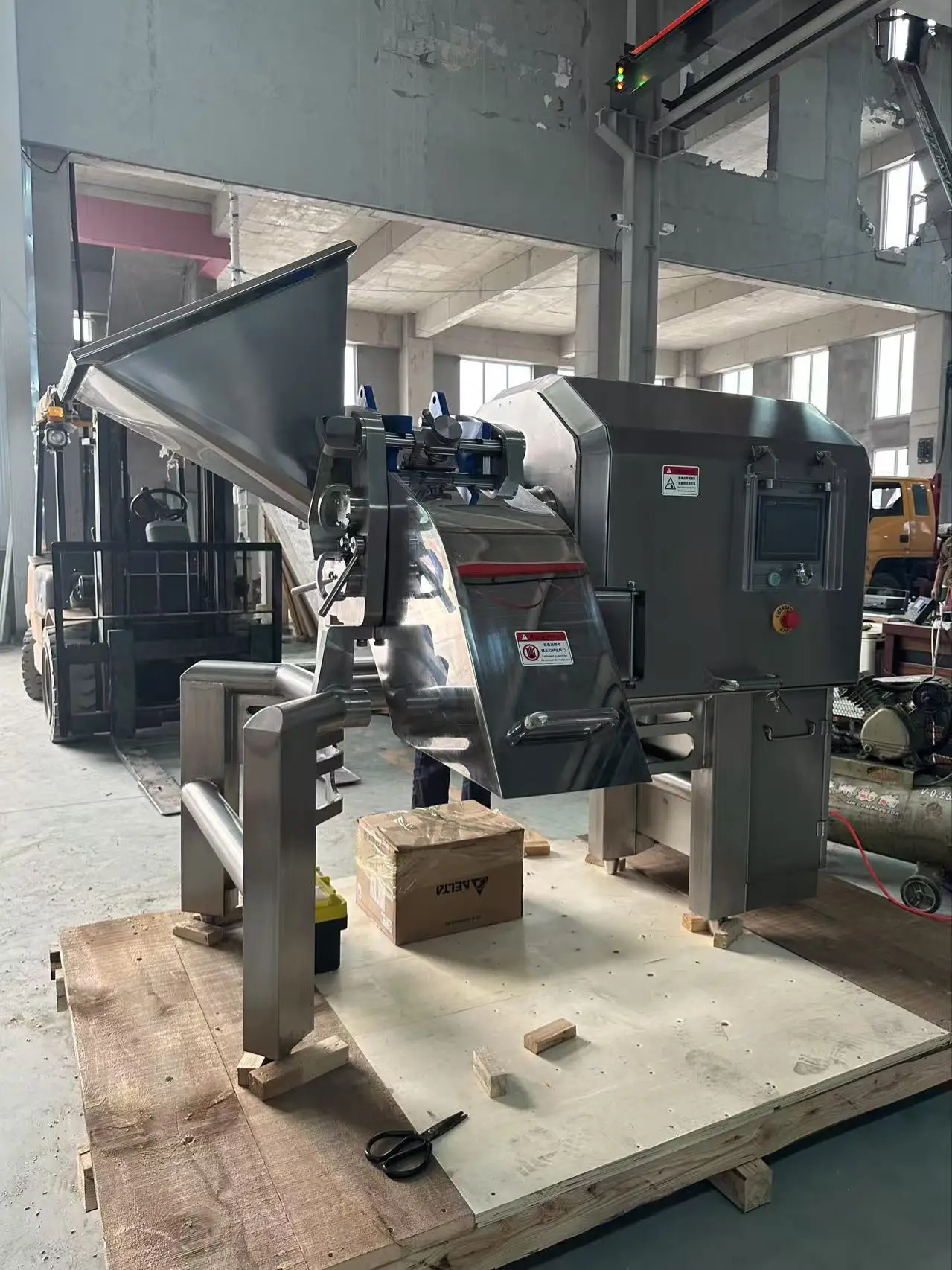 Машина для резки кубиков замороженного мяса, машина для резки кубиков, машина для измельчения мяса, машина для нарезки куриной грудки