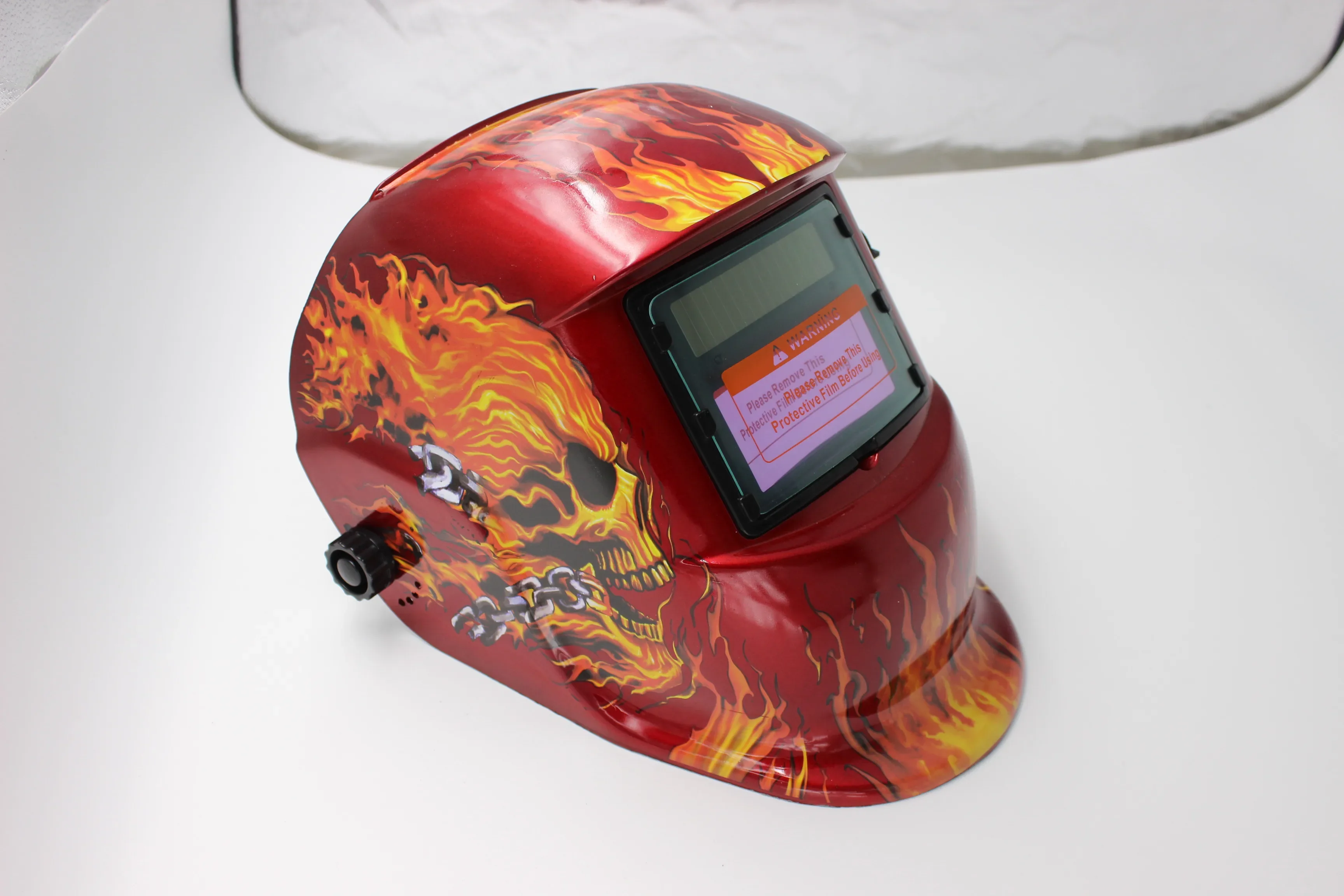 auto darkening welding helmet