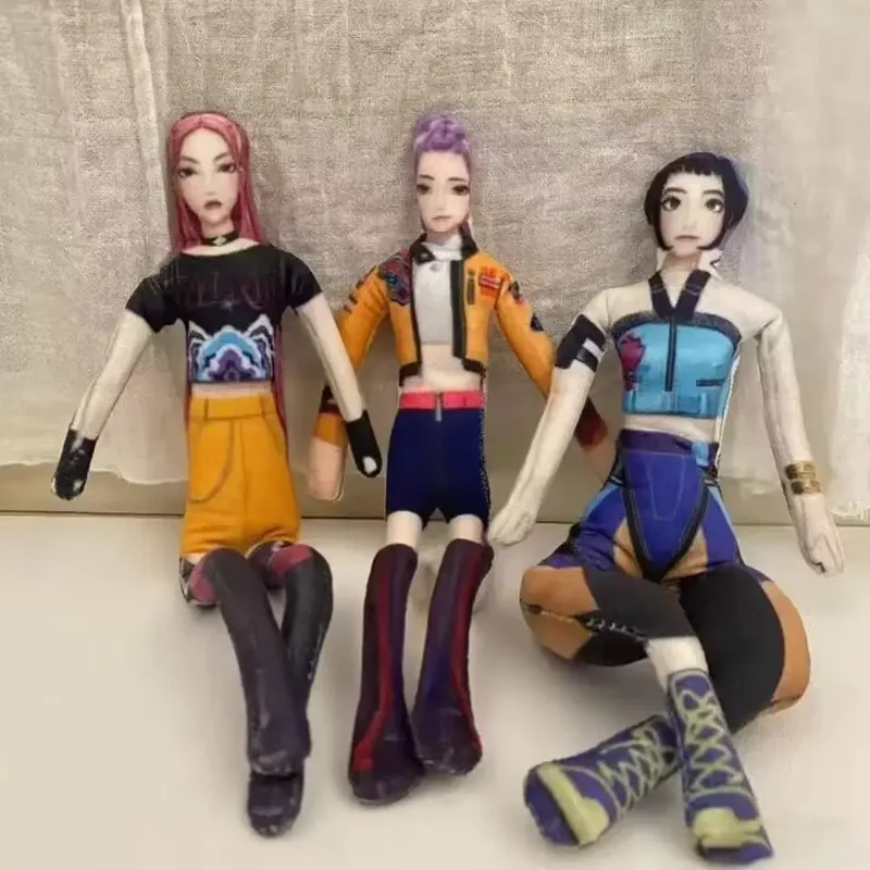 

Аниме K-Pops Охотники на демонов HUNTR/X Rumi Zoey Mira Косплей Мягкая кукла Абстрактная вращающаяся форма Плюшевая игрушка Украшение комнаты Подарок