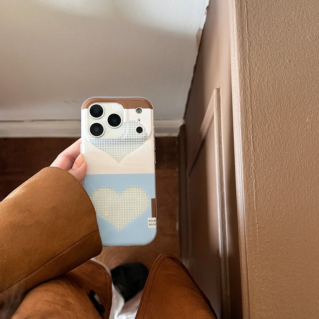 

Креативный противоударный защитный чехол в сине-белую полоску с блестками в виде сердца любви для iPhone 17, 16, 15, 14 Pro Max