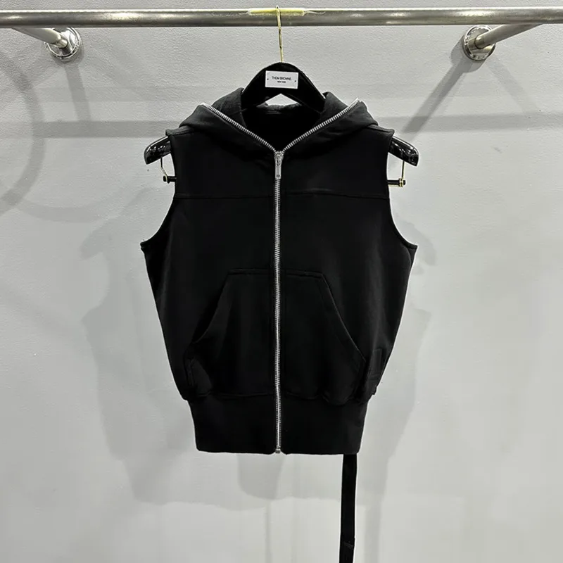 HKSH Men RO Style Dark Niche Design Elements Long Zipper Mask Sleeveless Hoodie Fashion Punk Cotton Tank Tops Chic Jacket HK3984