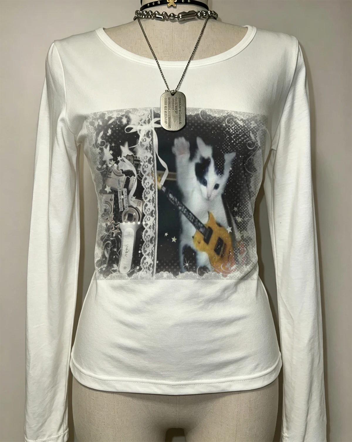 Y2K Vintage Buddha Lotus Sanskrit Graphic Long Sleeve Tee Women Round Neck Slim Casual Top