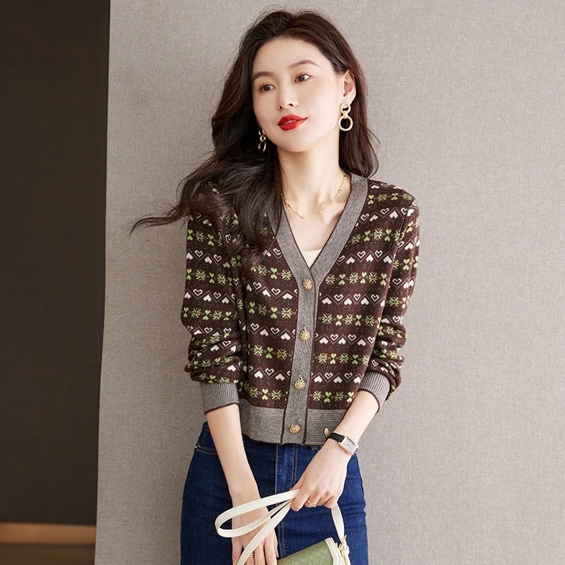 Tail Women 2024 New Autumn Style Short Cardigan With Wool Knitwear Elegant Design And High Quality