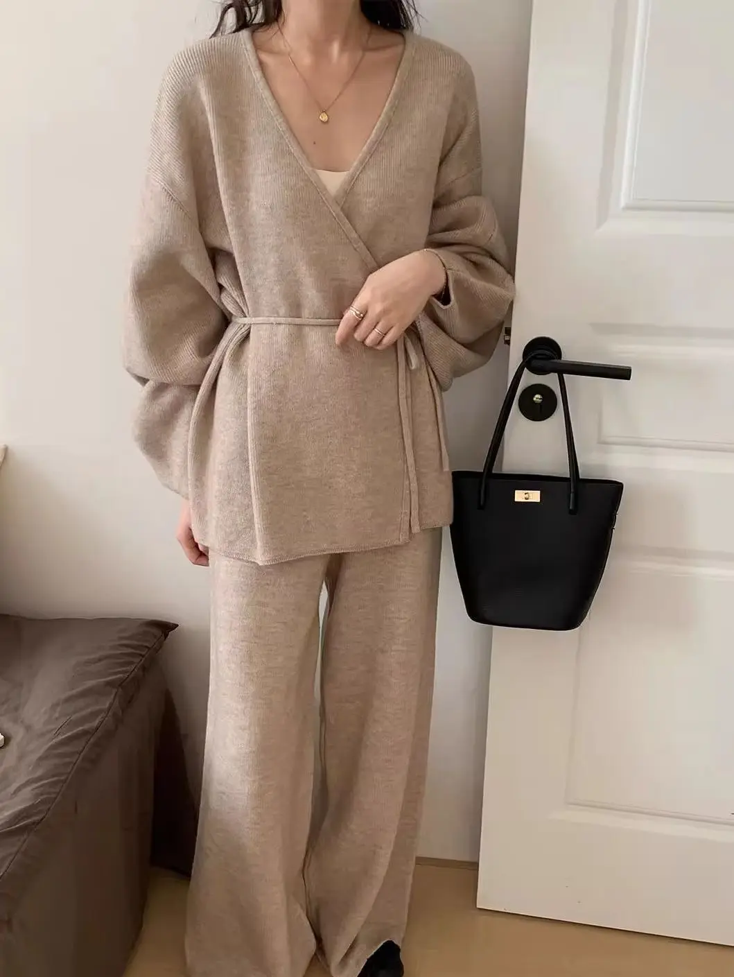 Advanced Fashion Set For Women'S Autumn And Winter New Trend, Casual Knitted Cardigan Paired With Slim Pants Two-Piece Set