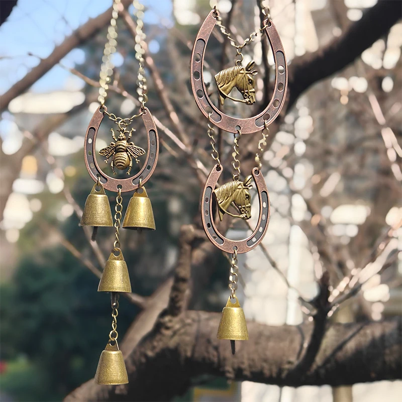 Outdoor Witches Bells with Horseshoe and Bee Charm for Home Protection Handmade Vintage Metal Wind Chime Metal Horseshoe-Shaped