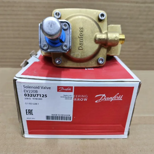 

1 шт. 032u7125 Совершенно новый оригинальный Spot Plc