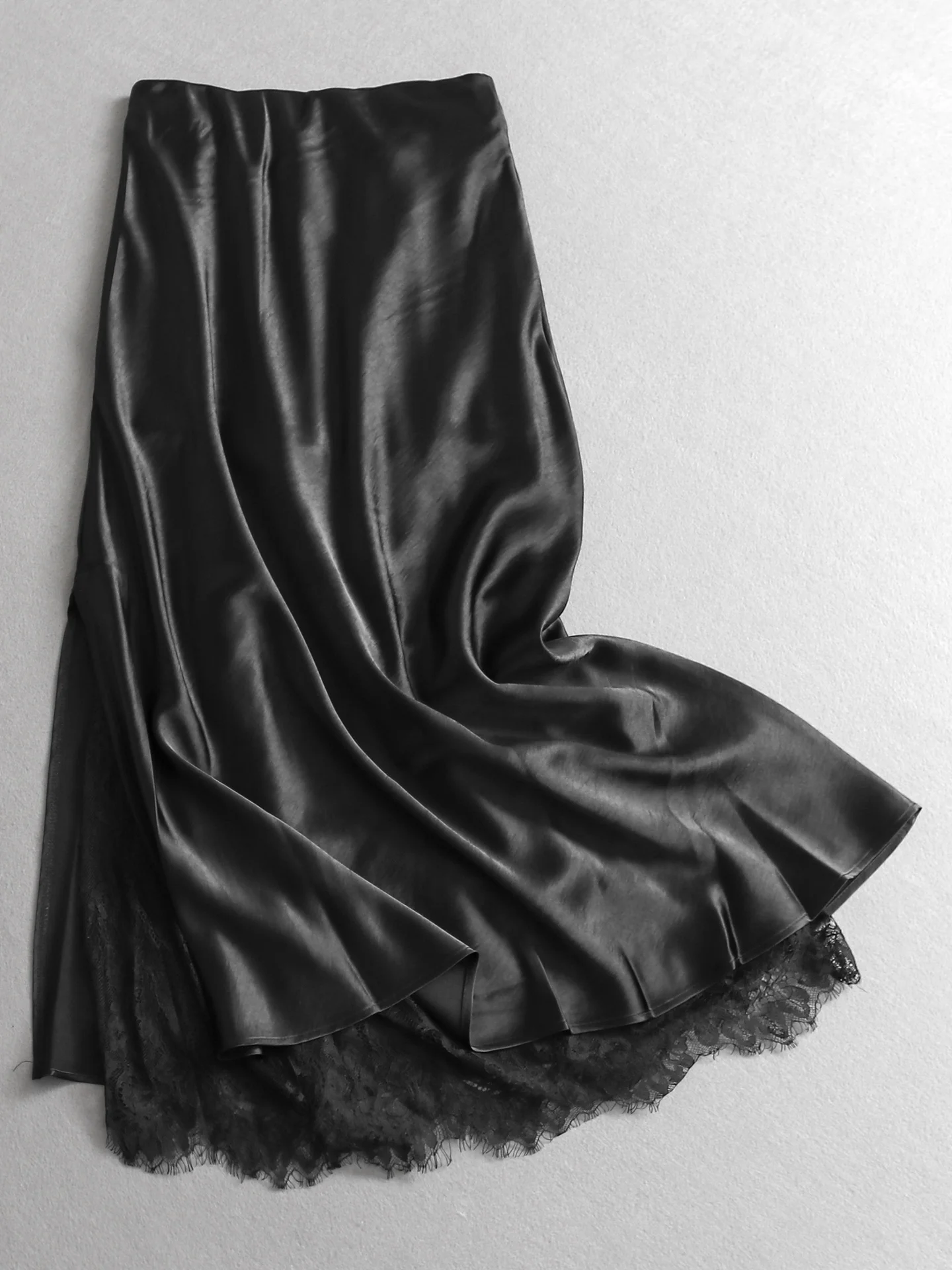 Elegant Long Lace Patchwork Satin Women's Skirt with Side Slit Elastic Waist Standard Fit Straight Cut Polyester Fiber