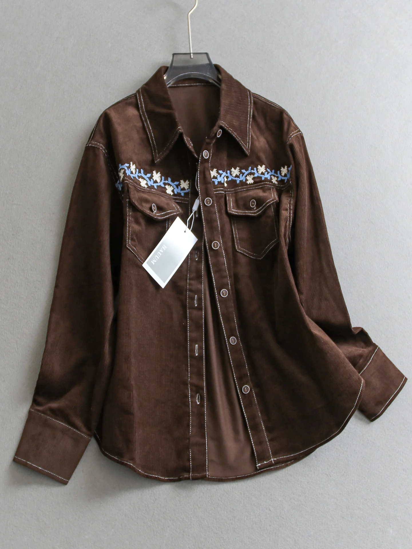 

Color Block Heavy Embroidery Loose Slim Fit Long Sleeve Casual Women's Shirt Spring 2026 Fashion Retro Style Velvet Fabric