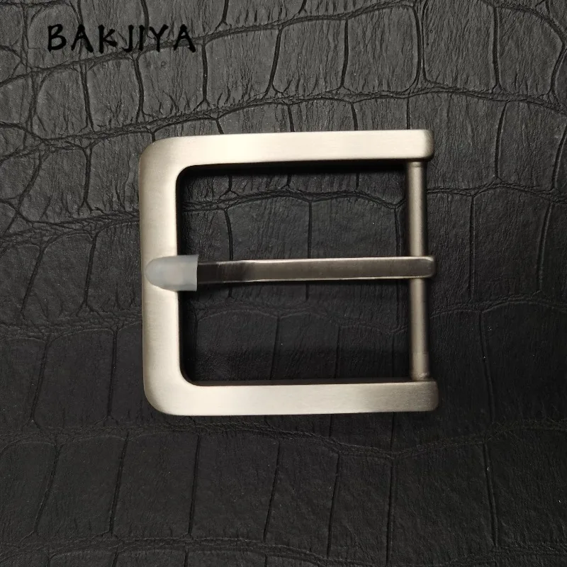 Picture 3: TA1 Pure Titanium Buckle Rustproof Anti Allergy Pin Buckles Belt Men Women leisure Fashion Belt Clasp Head 35mm/38mm/40mm