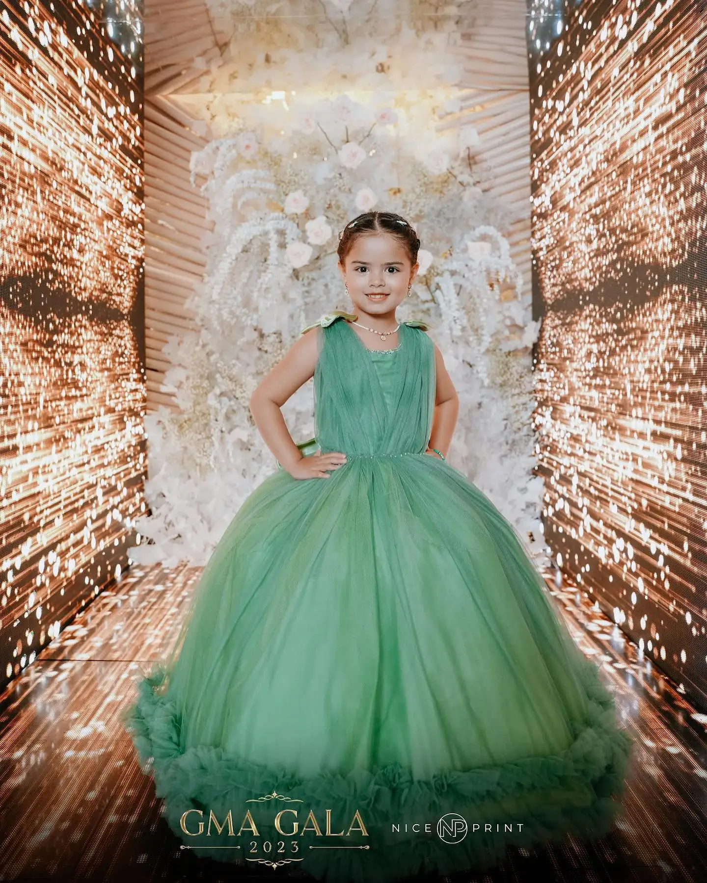 Vestido de princesa de flores para niña, vestido de fiesta de boda, vestido de baile verde, vestido de primera comunión, lazo grande en la espalda