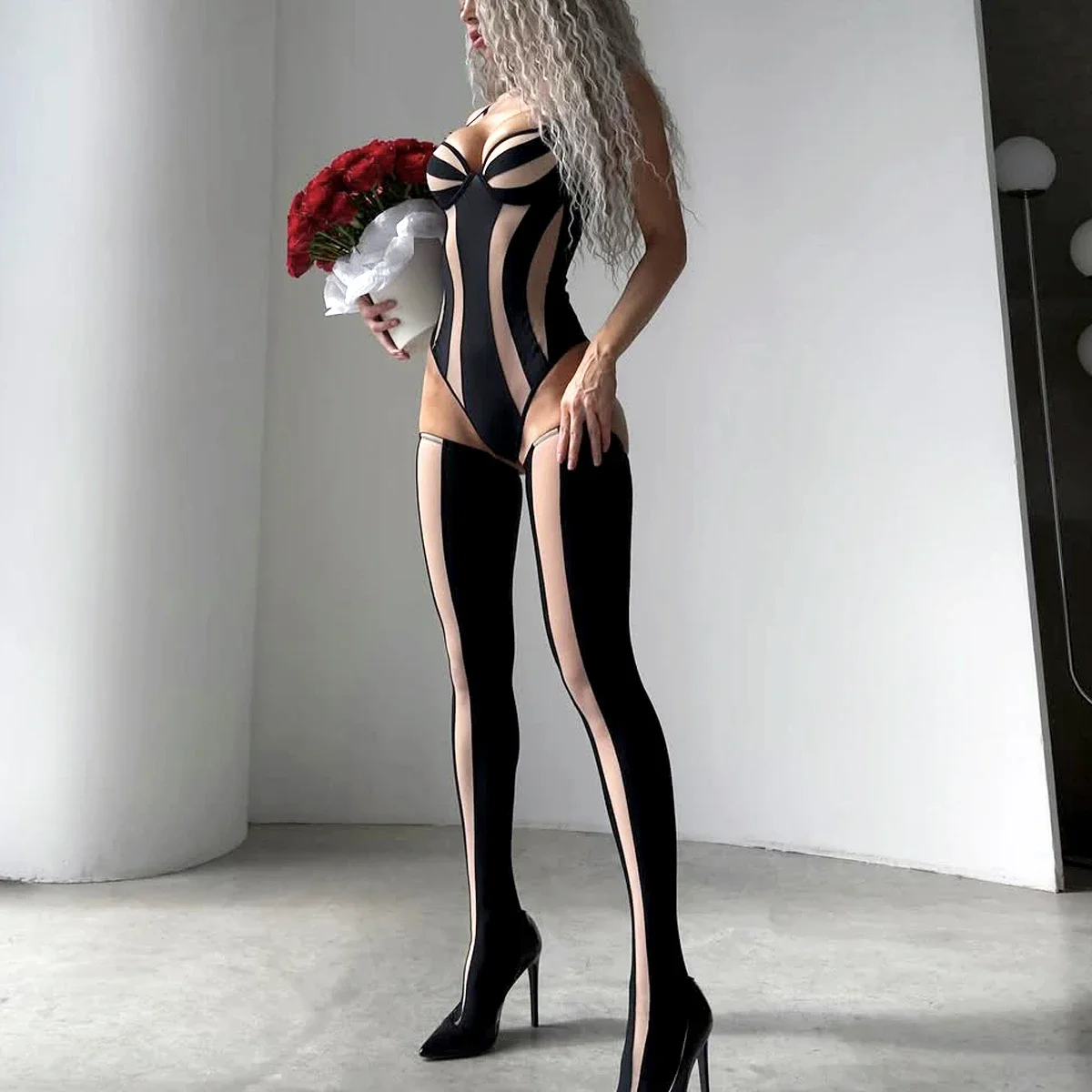 

2025 new striped contrasting jumpsuit mesh transparent shaping sexy lingerie set with stockings two-piece set