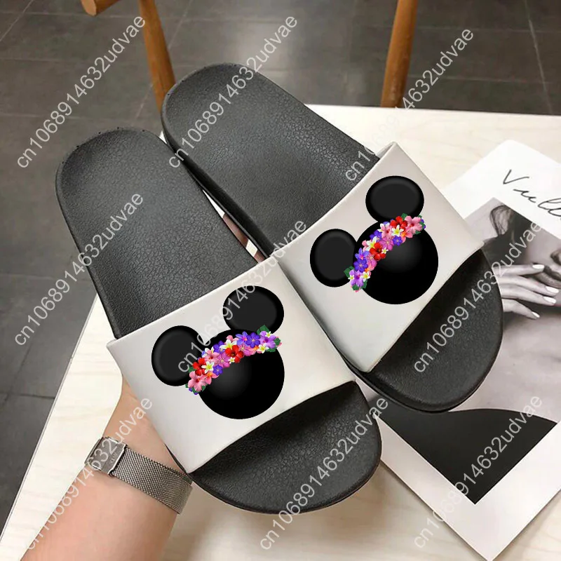 Women Cartoon Slippers Summer Indoor Slippers Cute Animal Beach Flip Flops Bathroom Home Slippers Non Slip Bathroom Home Slides