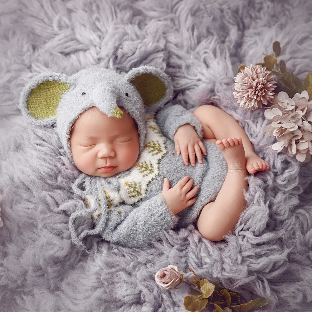 Newborn Photography Outfit Set Knitting Pom Pom Hat+grey Unisex Baby Romper+fur Socks Cute Elephant Hat for Baby Studio Shooting