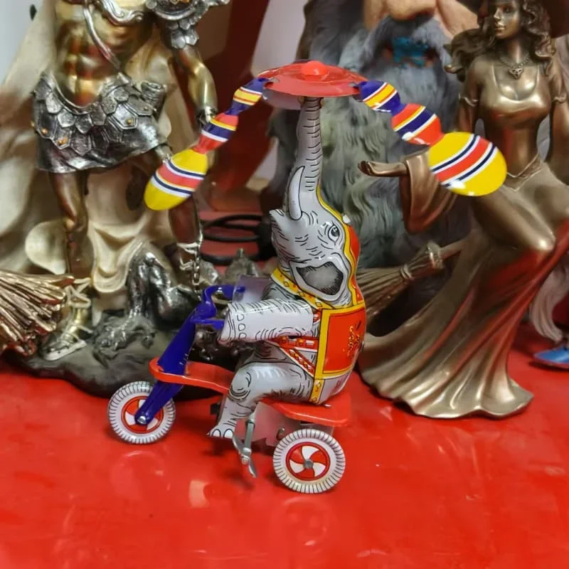 [Funny] Adult Collection Retro Wind up toy Metal Tin circus acrobatics elephant on tricycle Mechanical Clockwork toy figure gift