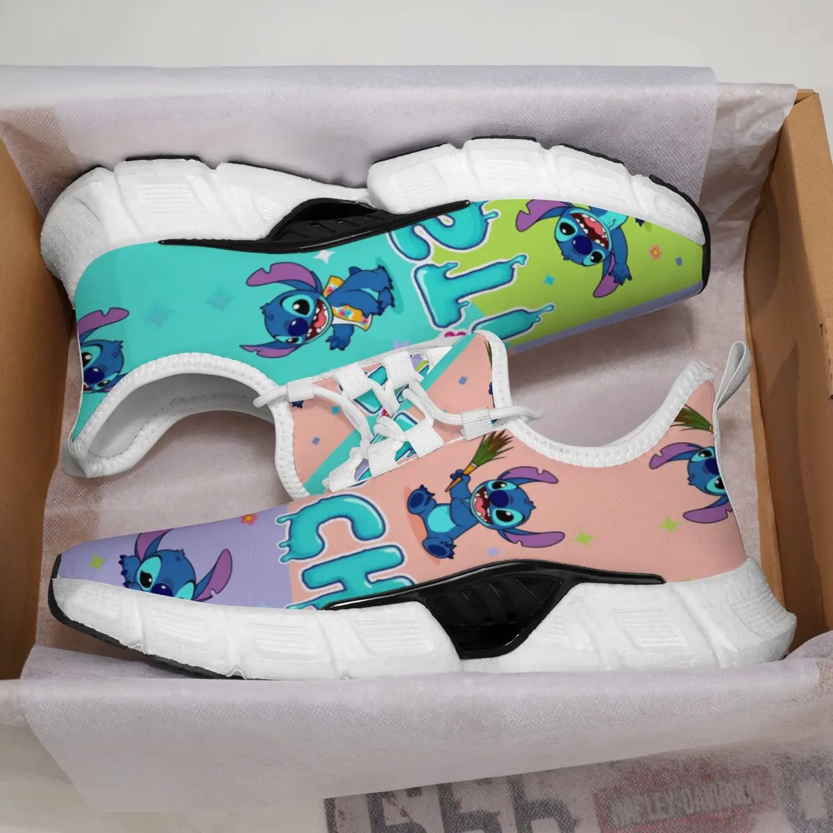 Unisex Flat Casual Ultra-light Breathable Disney Cartoon Series Large-sized Fashionable New Summer Outdoor Sports Shoes