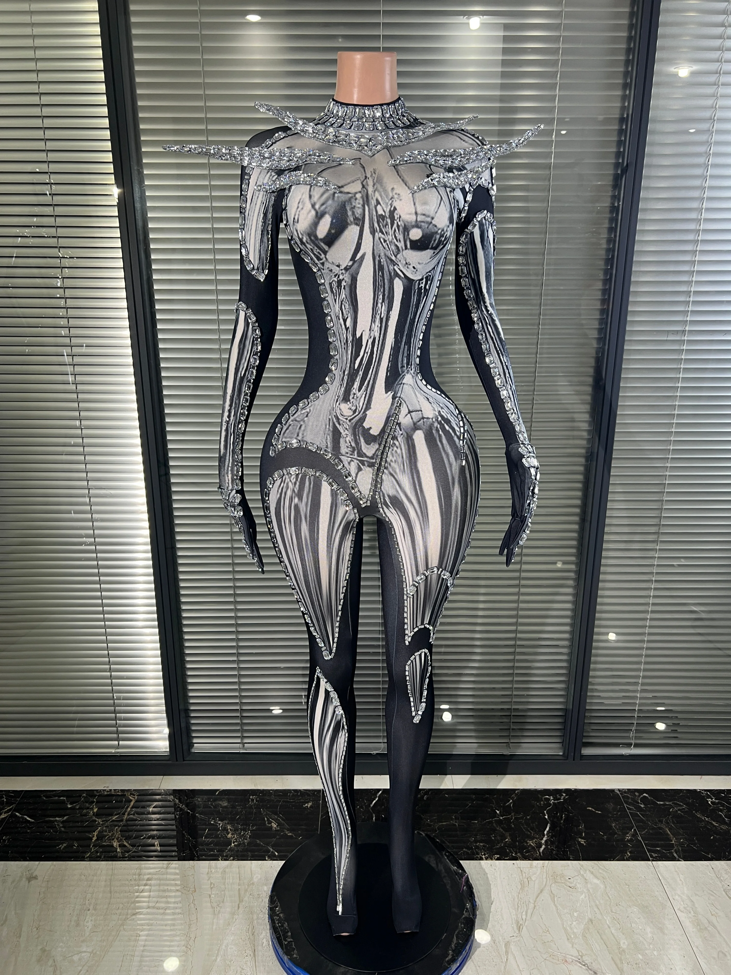 Woman Silver diamond Print Long Sleeve BodysuitRhinestone Spiky Shoulder Decor Skinny Women Party StagePerformance Wear
