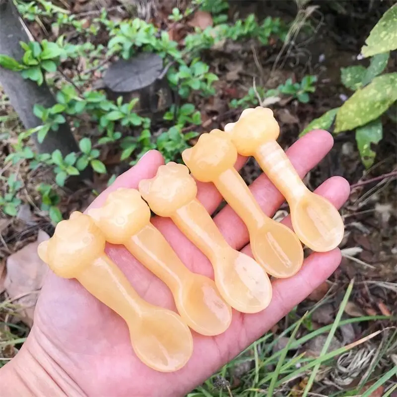 8CM Natural Yellow Calcite Stone Cartoon KT Cat Spoon Carving Reiki Healing Crystal Quartz Carved Gemstone Figurine Craft 1PCS