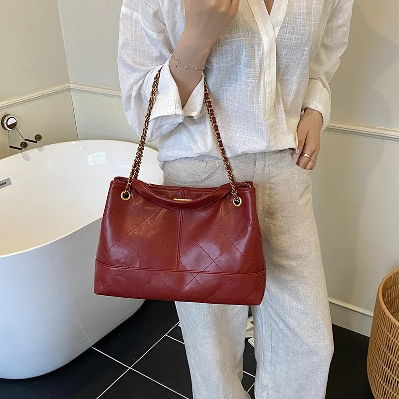 클래식 디자인 여성 체인 스트랩 숄더백, 고품질 여성 핸드백, 우아하고 독특한 스타일의 크로스바디 백