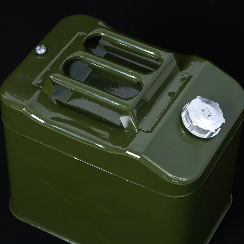 20L Portable Outdoor Oil Tank 6mm Thick Carbon Steel Spare Oil Storage Tank Vehicle Mounted Liquid Container with Oil Guide Pipe