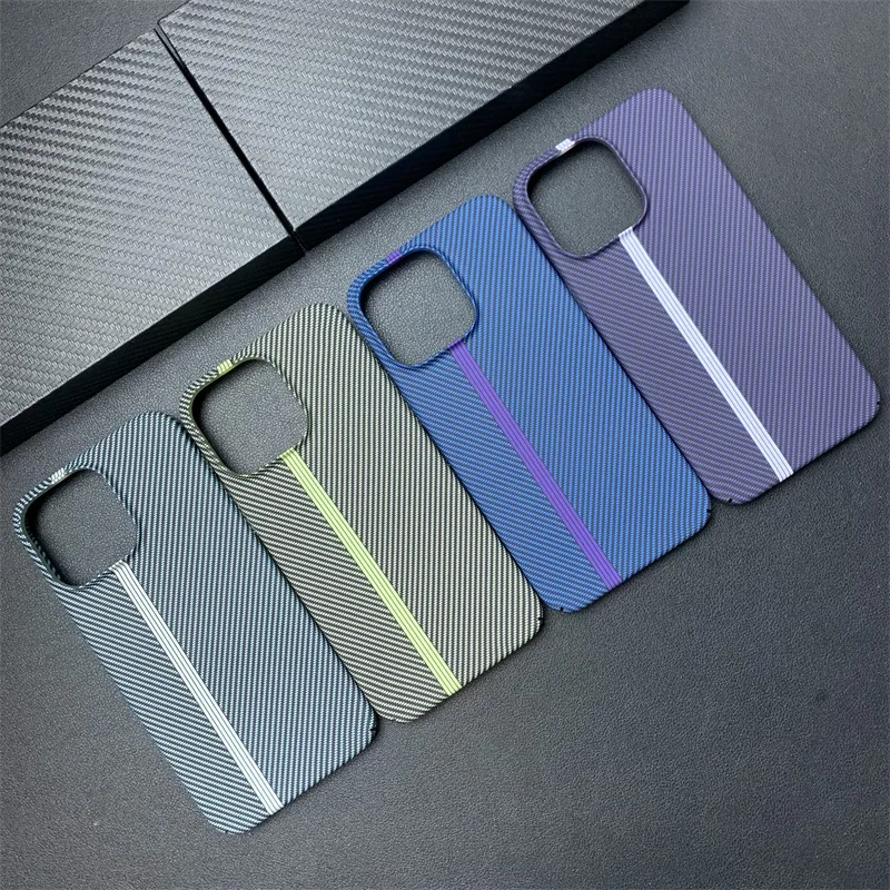 Casing Ponsel Pola Serat Karbon Ultra Tipis untuk IPhone 17 16 15 14 Plus 13 12 11 Pro Max Tahan Guncangan Matte Slim Hard Back Cover