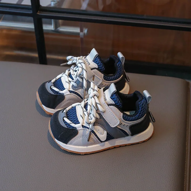 

Детская спортивная обувь, дышащая детская теннисная обувь с сеткой, мягкая подошва, осень 2023, новая повседневная обувь для мальчиков и девочек, нескользящая обувь с закрытым носком