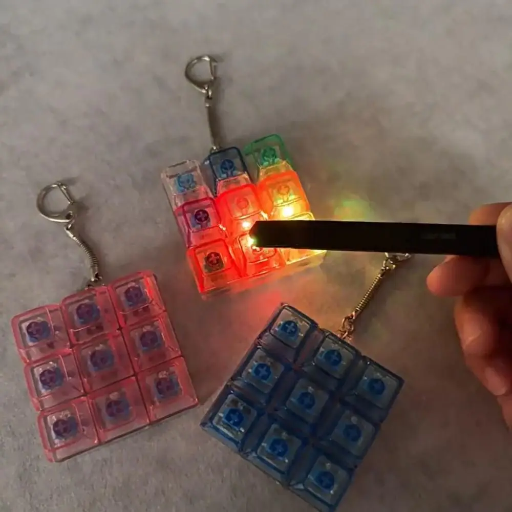 9 Keys LED Keyboard Key Toy Colorful Keycap Clear Clicker Decompression Fidget Keychain Pinch Toy Gentle Sound