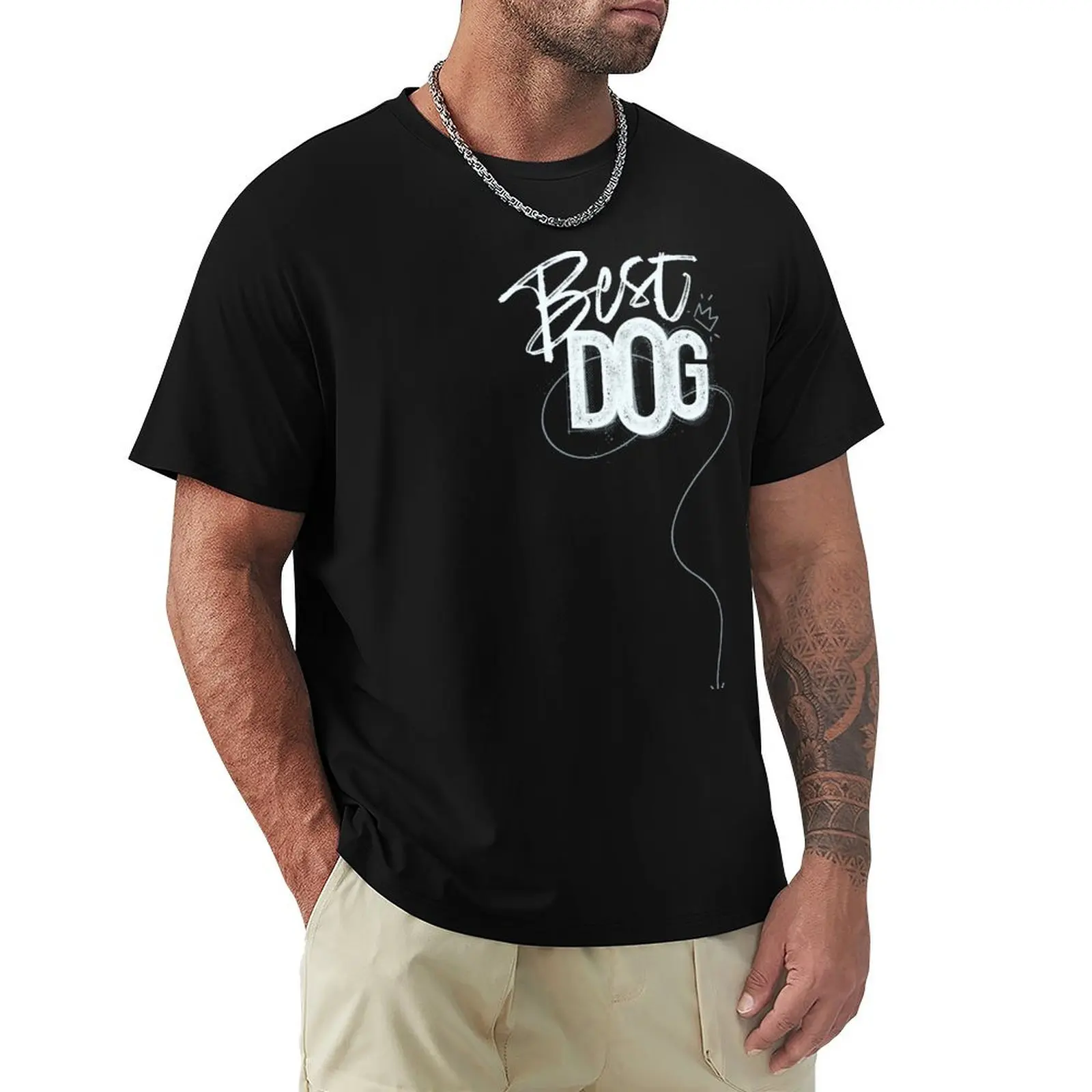 Best Dog Hand Lettering With Arrow Pointing to Heel Position T-Shirt Basic Simple Casual Short Sleeve Tee