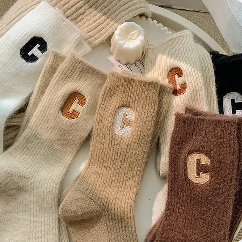 3 Pairs Cashmere Wool Socks for Woman Middle Tube Letter C Boot Socks Luxury Brand Thick Casual Fashion Comfortable