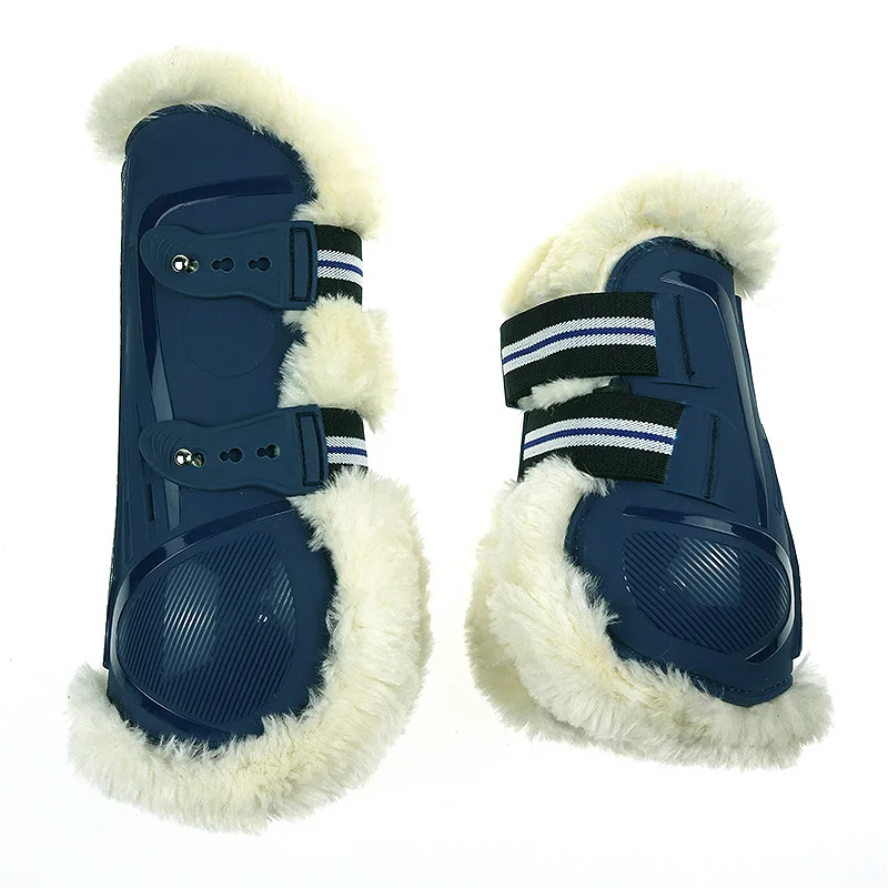 Сапоги из конского сухожилия с полиуретановой подкладкой и внутренней подушечкой из искусственной шерсти. Мягкие, теплые и защитные сапоги для прыжков и тренировок.