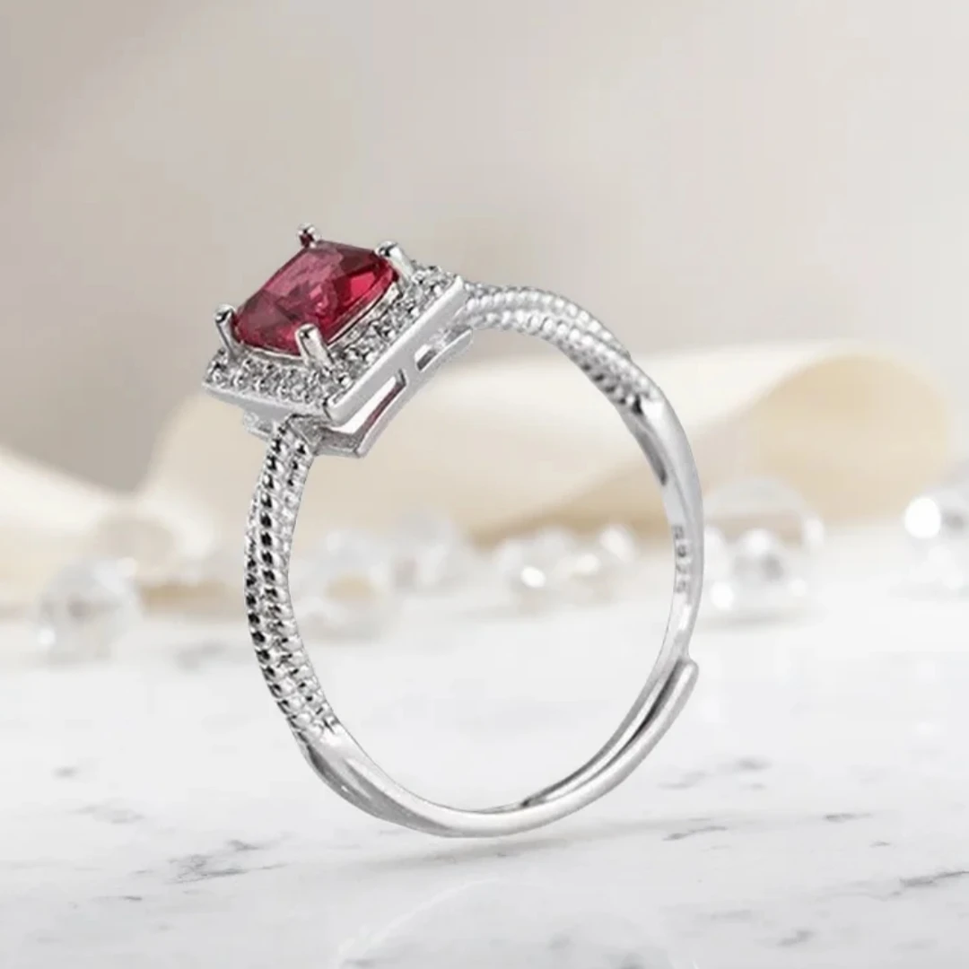 VOQ  Ruby Colour Ring Garnet Red Retro Elegant Queen's Ring for Women Party Engagement Jewelry