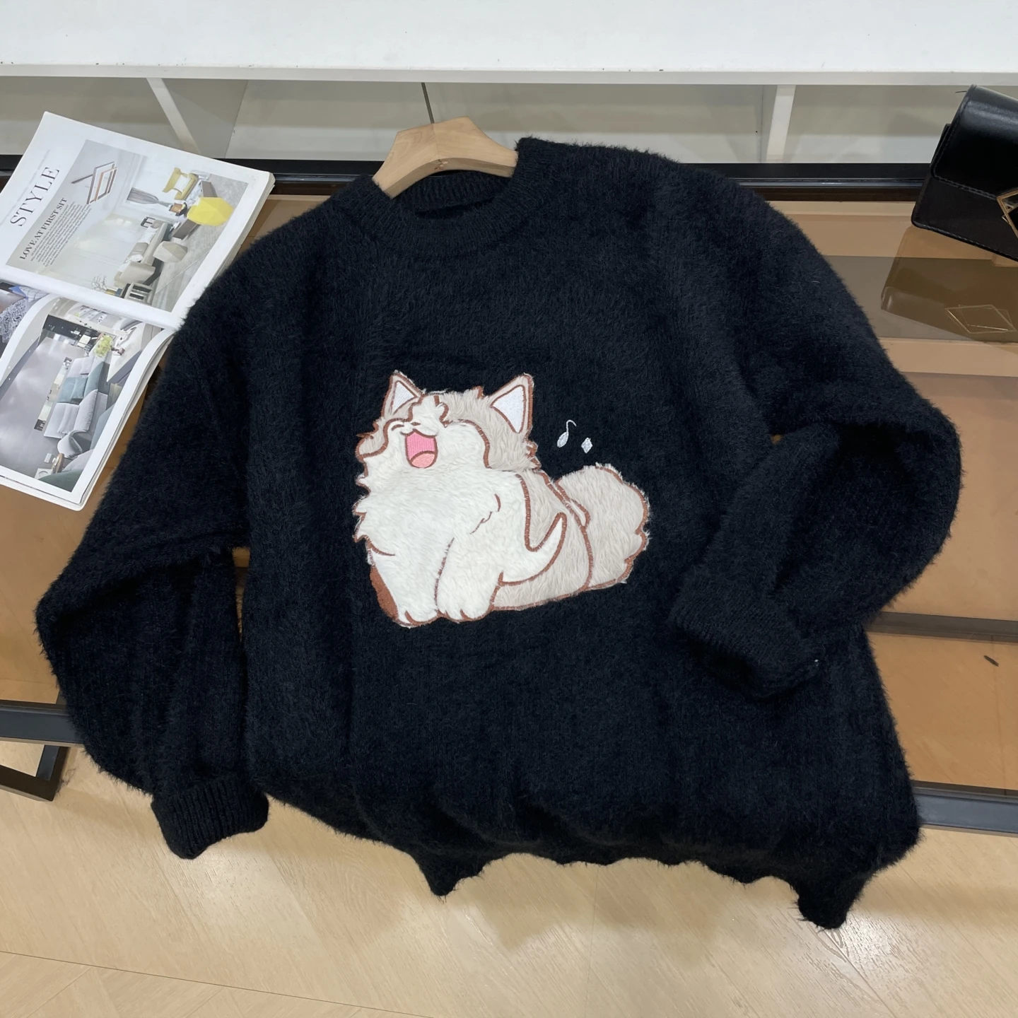 Sweter damski wyszczuplający, luźny, długi, z nadrukiem, do pracy, elegancki, modny, wygodny, słodki, na jesień i zimę.