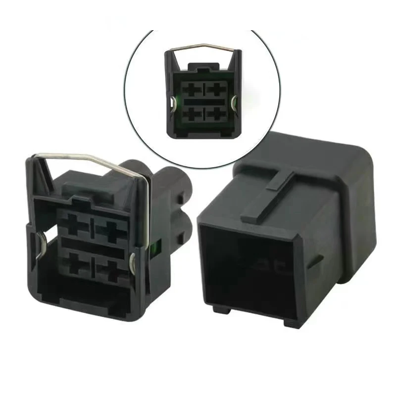 XG70454-6.3-11/21 compatible with Chery Qiyun's old Fengyun Dongfangzhizi headlight assembly plug, including terminals