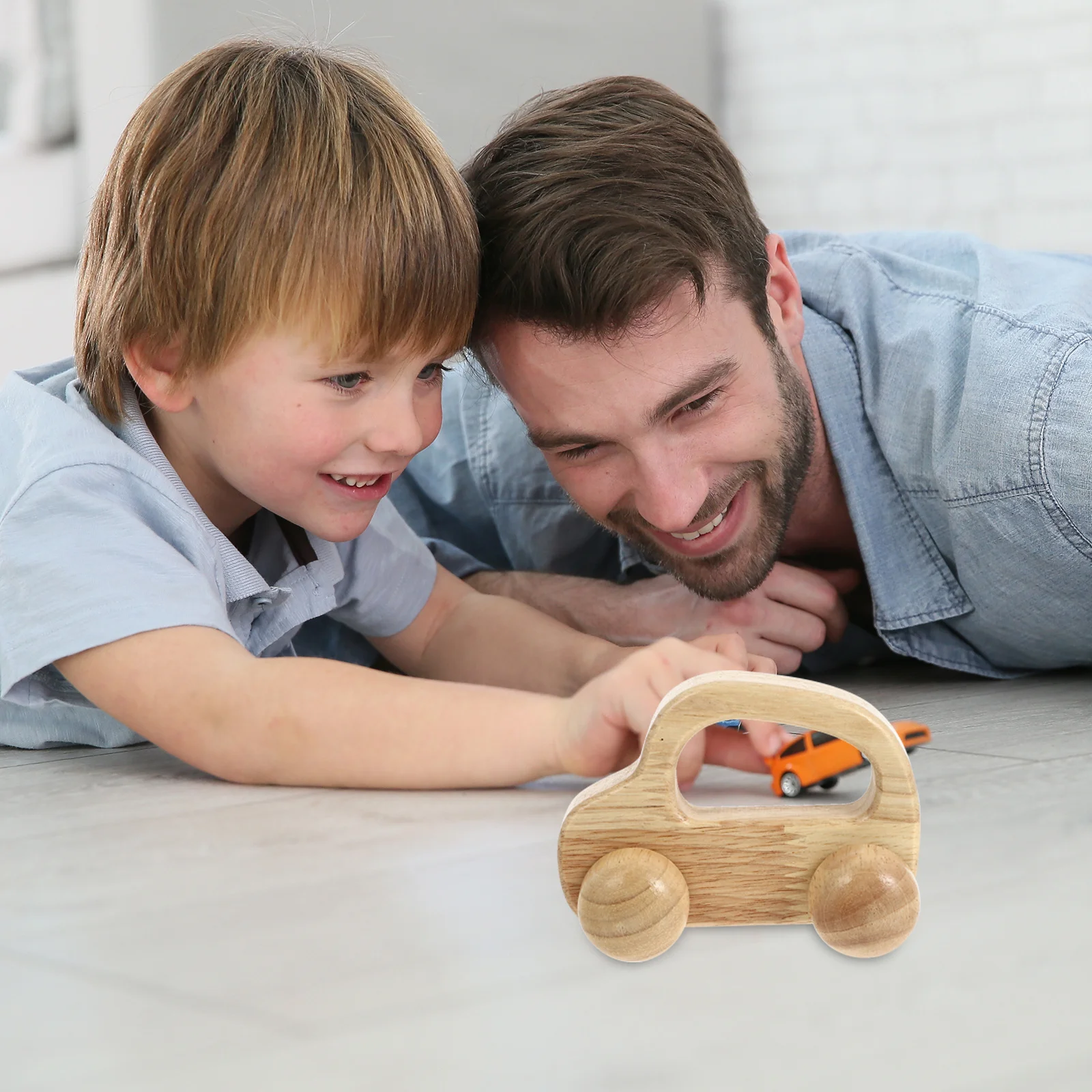 

1pcs Wooden Push Baby Car For Toddler Rubber Wood 360 Polished Safe Teething Infant Motor Skill Development Hand Push Car