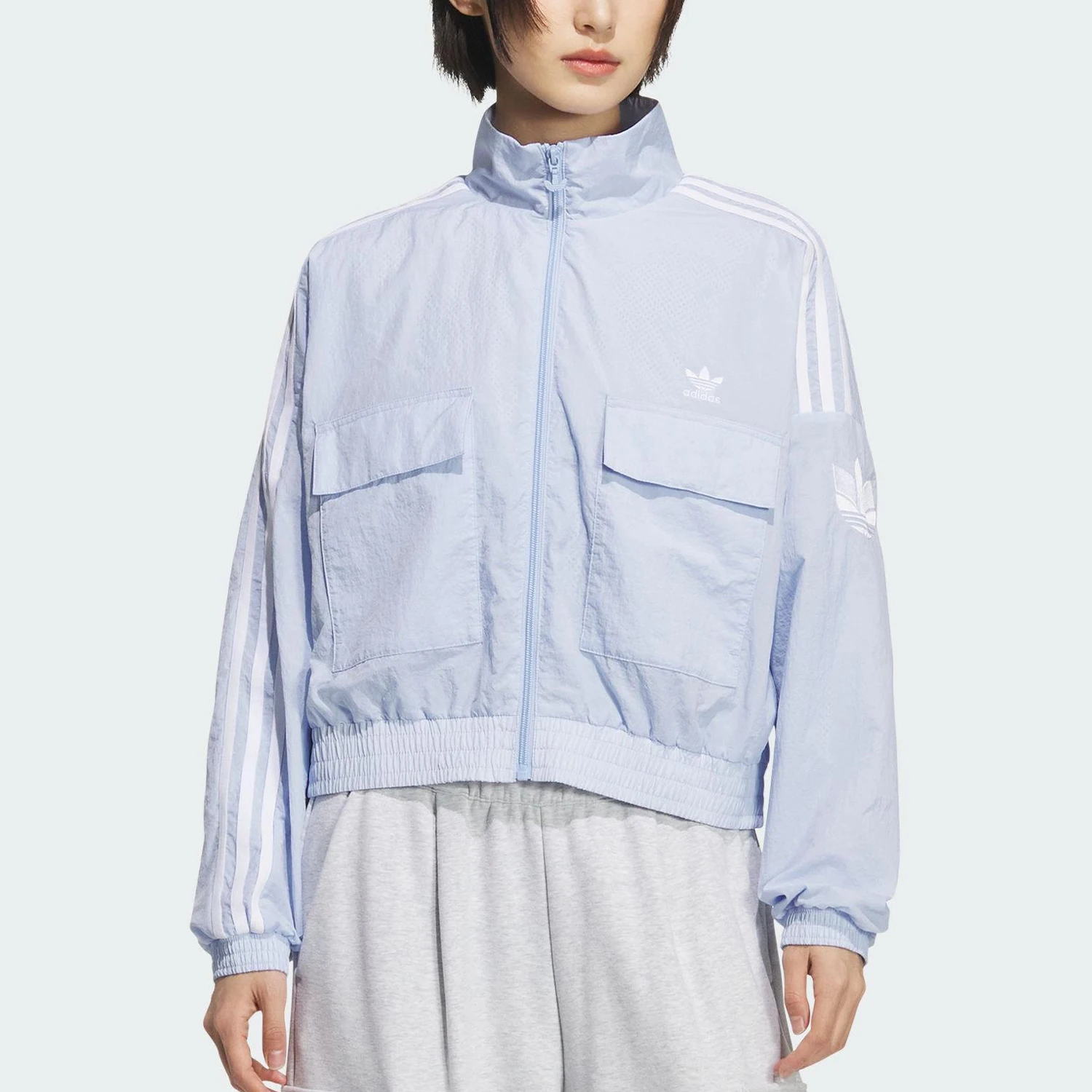 chaqueta-corta-informal-tejida-holgada-adidas-authentic-three-leaves-para-mujer-kg8514
