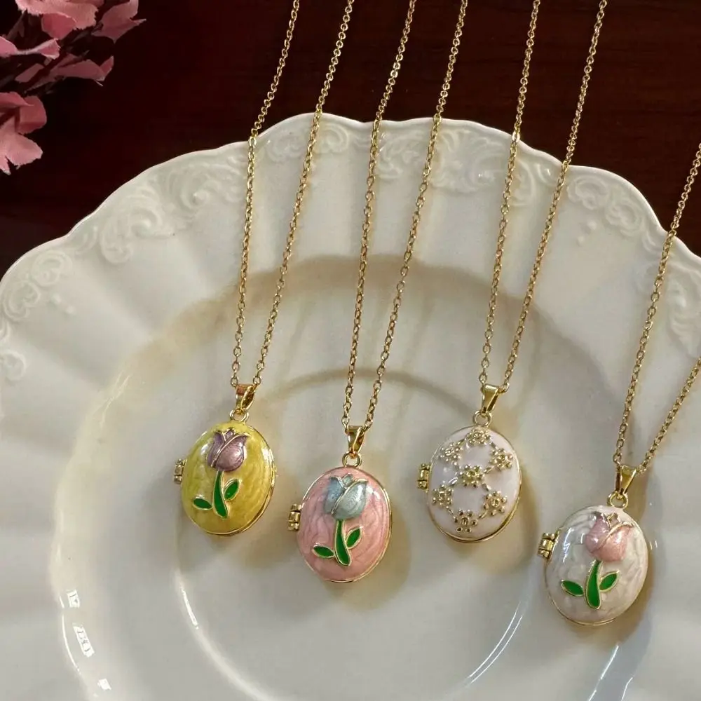 Openable Photo Locket Pendant Necklace Titanium Steel Opening and Closing Lid Glazed Flower Choker Personalized Metal Chain