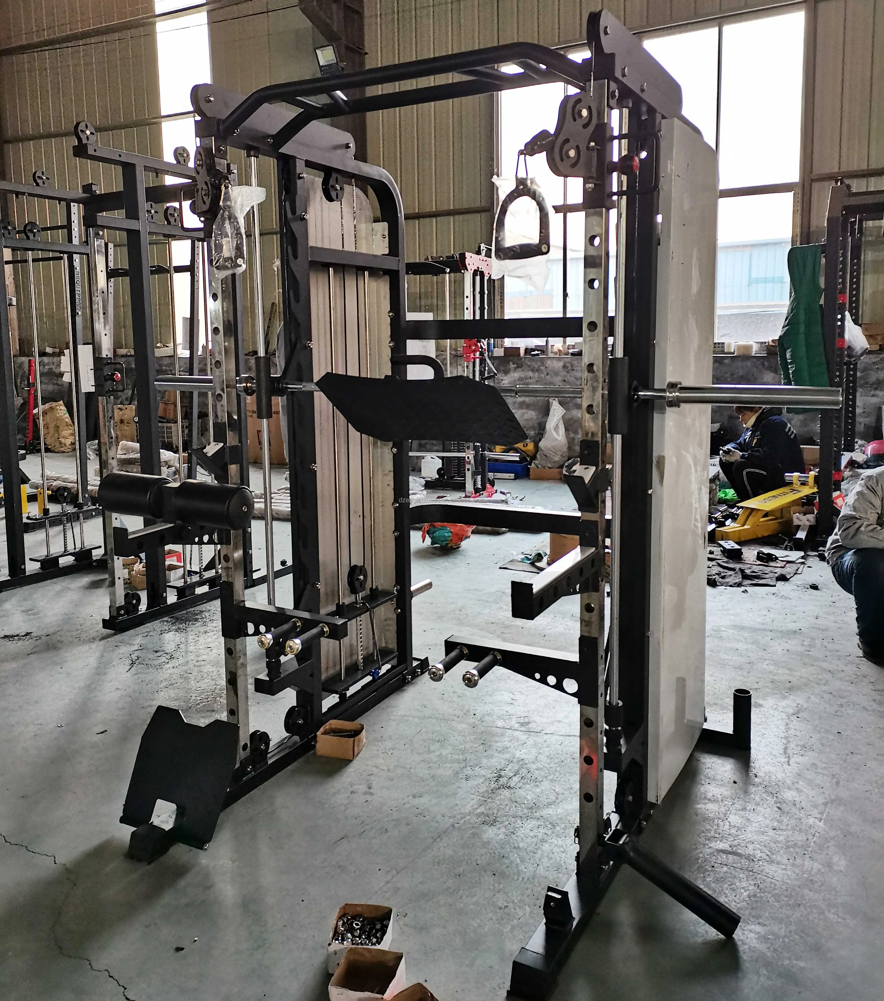 Entrenador multifuncional para deportes en casa, máquina Smith, estante para sentadillas, entrenador cruzado, máquina Smith