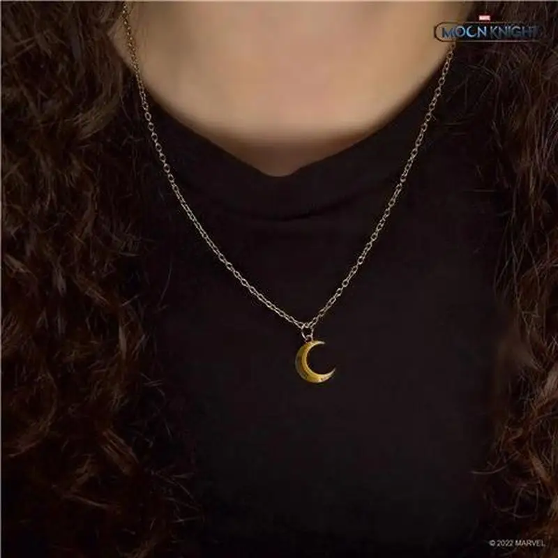 2024 New Moonlight Knight Crescent Dart Pendant Metal Crescent Necklace Cool To Show The Mysterious Charm