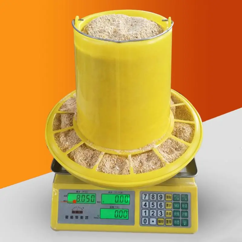 Dispensador alimentos automático alimentación pollo F92B para alimentos para aves corral múltiples pollitos a vez