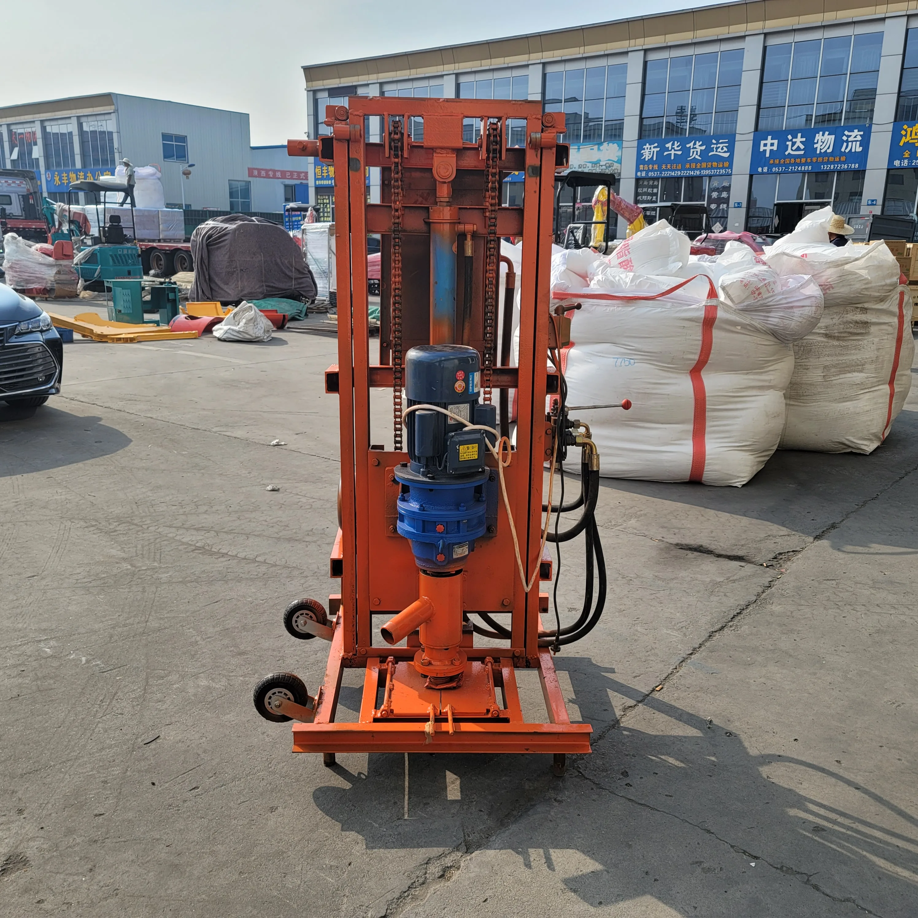 カスタマイズされた売れ筋商品 2025年中国製 手動小型電動油圧式水井戸掘削装置