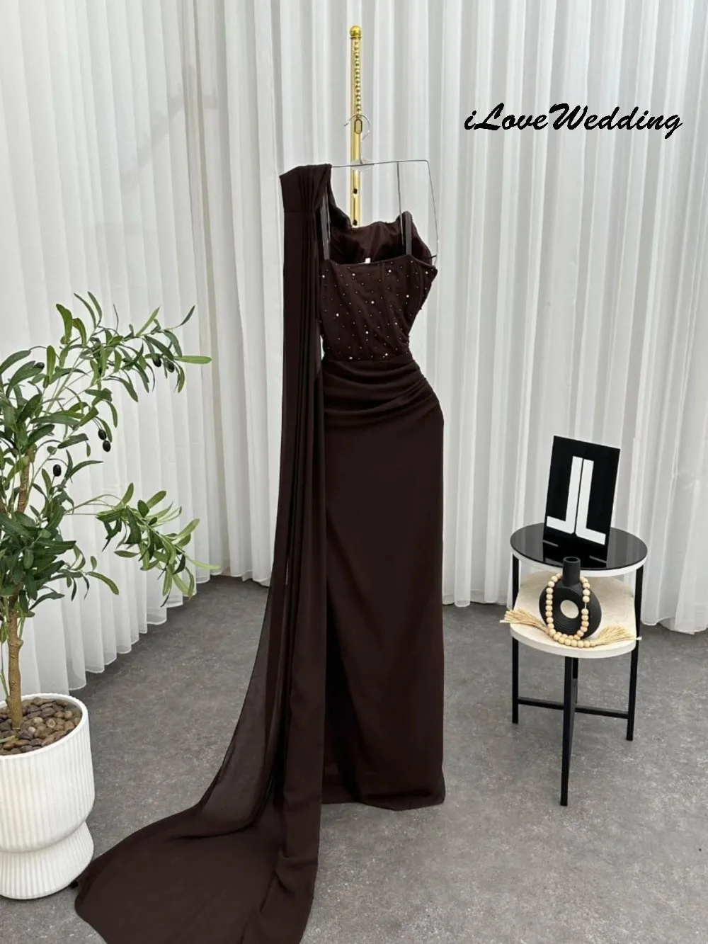 Vestido de fiesta con cuentas de color marrón oscuro 2025, vestido de fiesta elegante brillante con cuentas para mujer, cintas de gasa, vestidos formales hasta el suelo personalizados